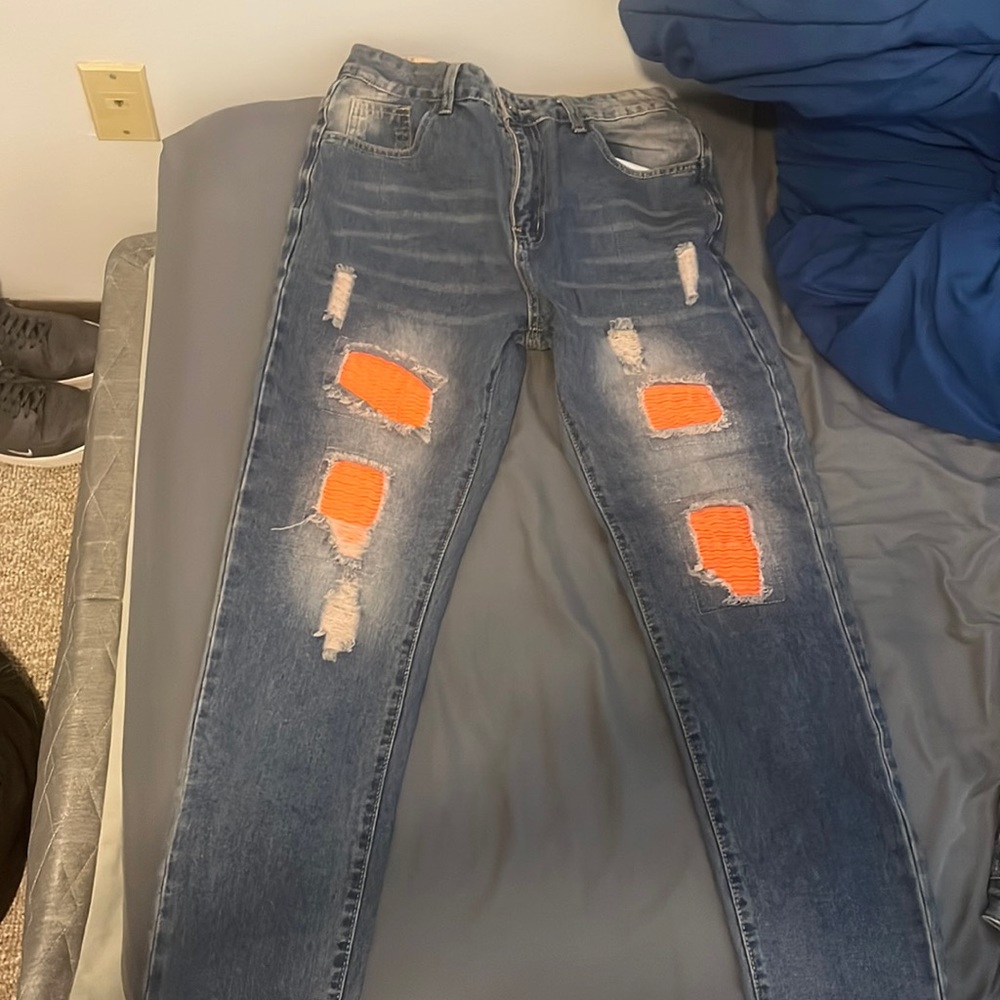 Ripped jeans